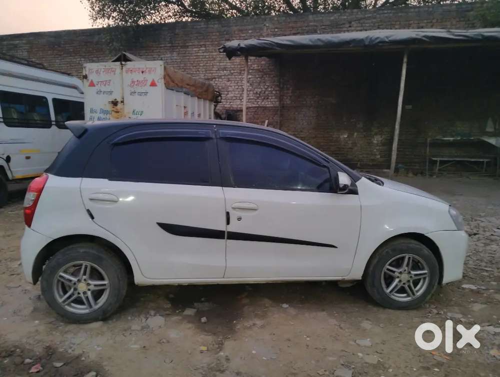 Toyota Etios Liva 2015 Cng & Hybrids 62000 Km Driven