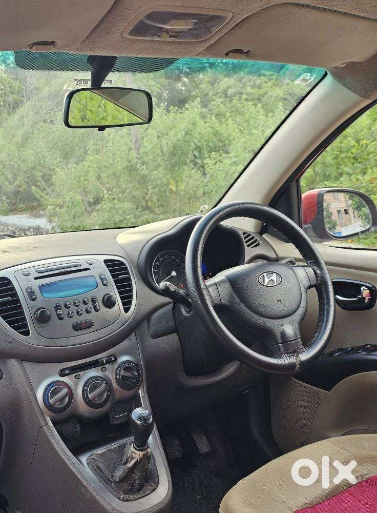 Hyundai I10 Sportz, 2011, Petrol