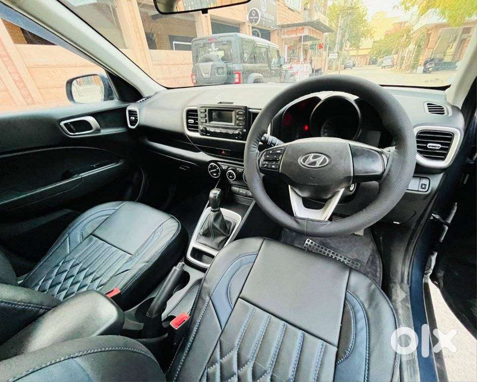 Hyundai Venue S 1.2 Petrol, 2022, Petrol