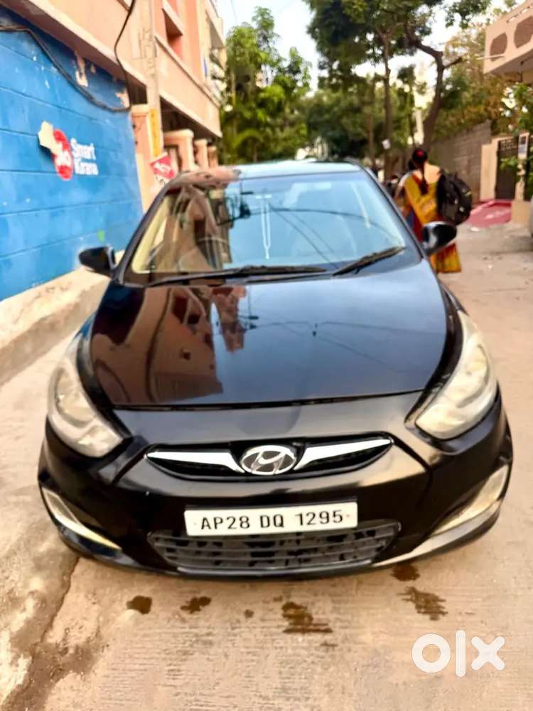 Hyundai Verna 2012