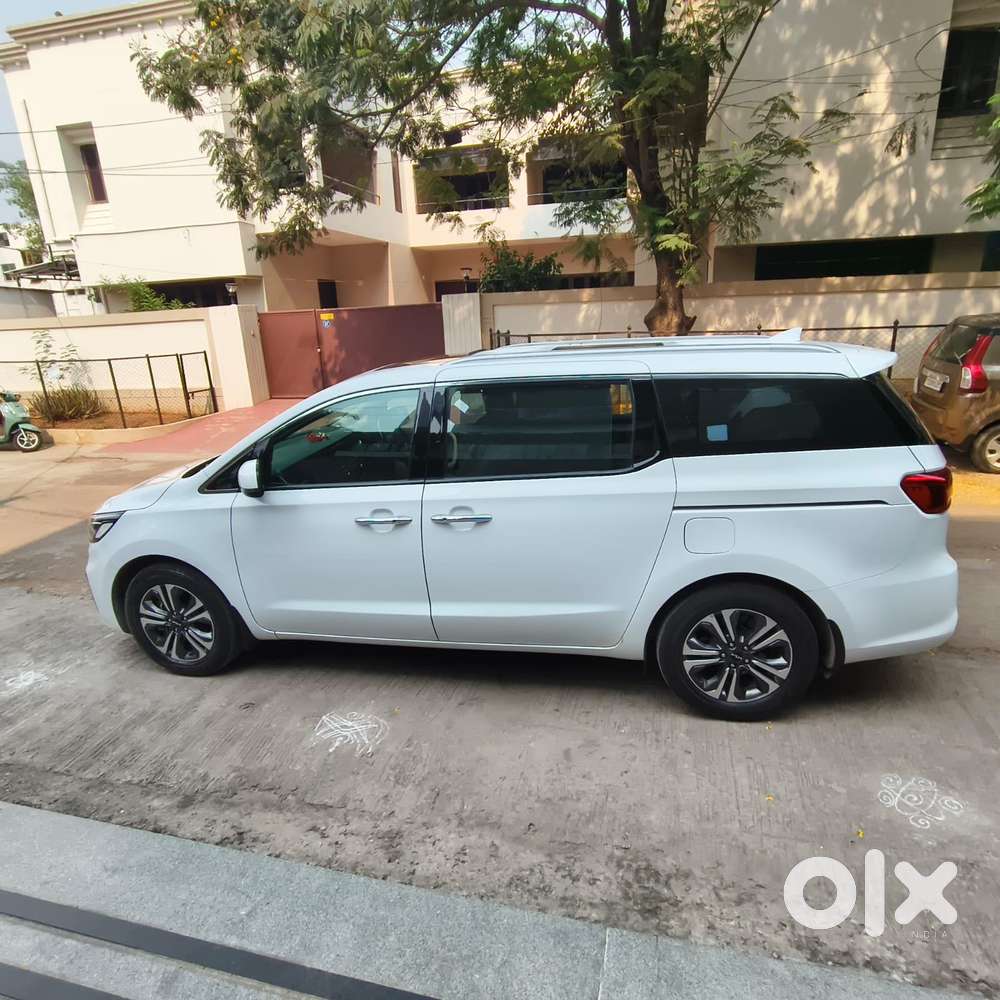 Kia Carnival Limousine Plus 7 Str, 2022, Diesel