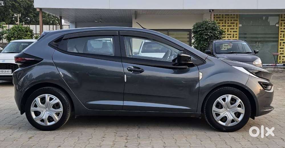 Tata Altroz 1.2 Xm, 2021, Cng & Hybrids