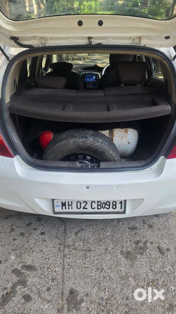 Hyundai I20 1.4 Asta Option, 2011, Cng & Hybrids