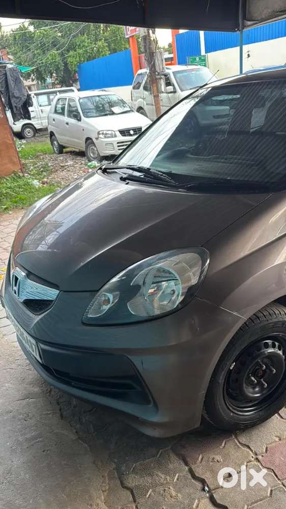 Honda Brio 2012 Mt