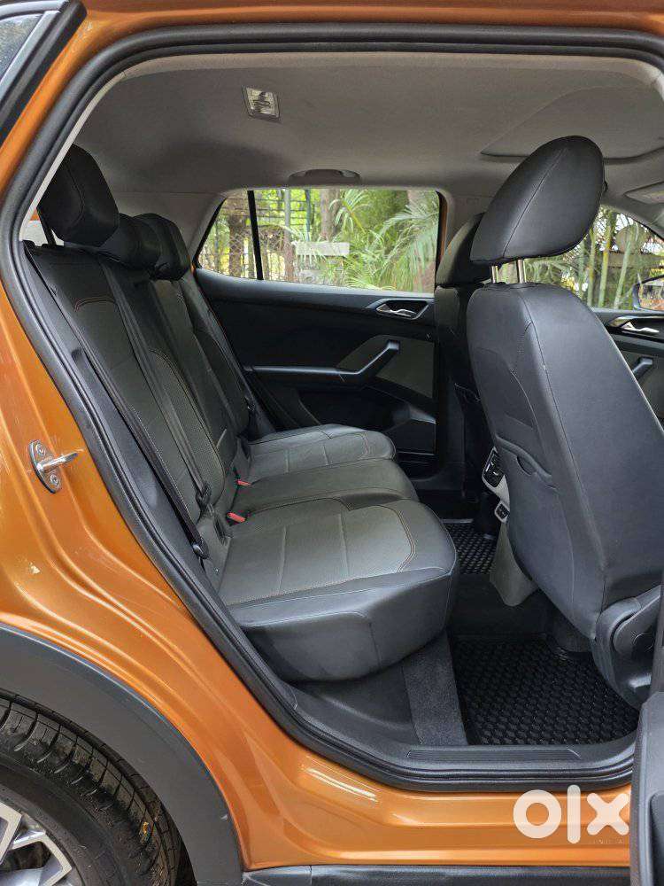 Skoda Kushaq 1.0 Tsi Style, 2022, Petrol