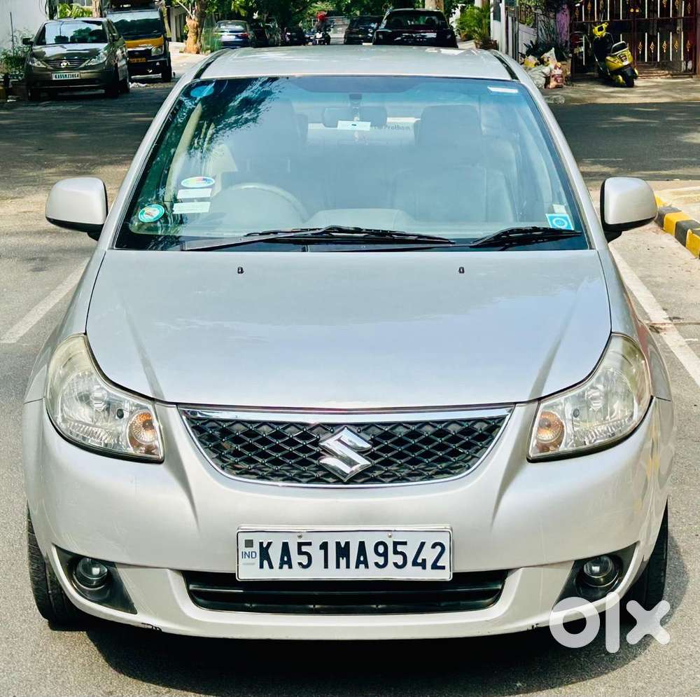 Maruti Suzuki Sx4 Zxi, 2011, Petrol