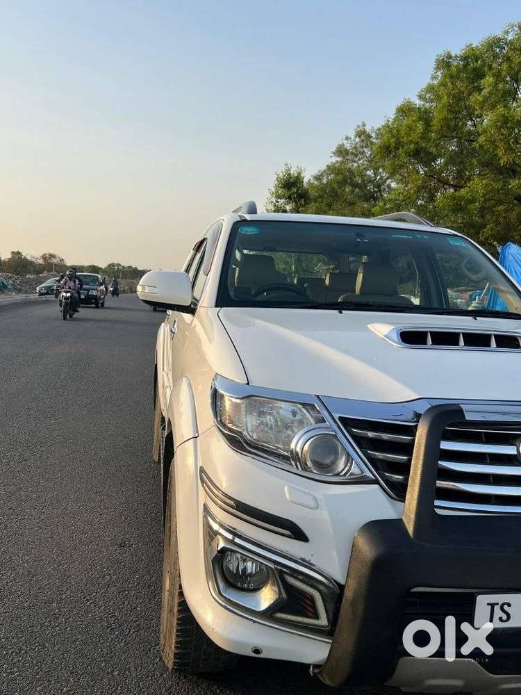 Toyota Fortuner 3.0 4x2 Mt, 2015, Diesel