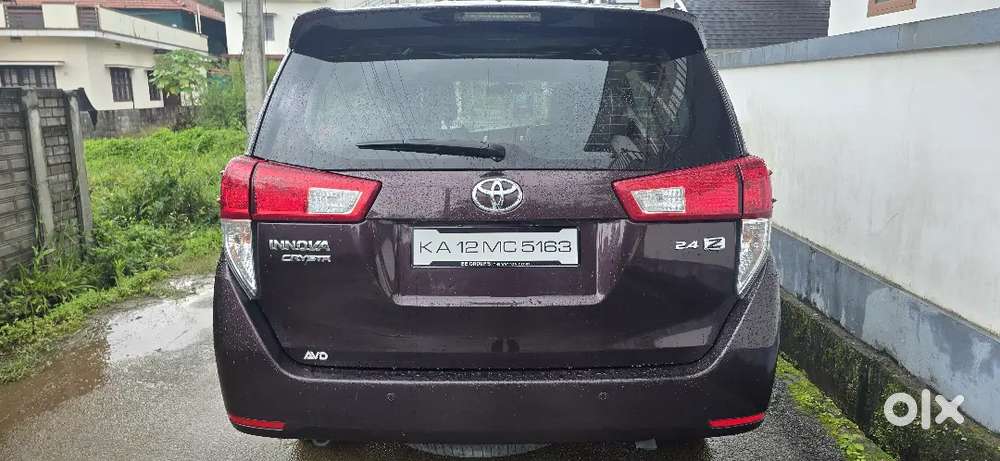 Toyota Innova Crysta 2016 Diesel Manual