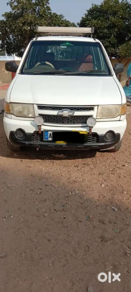 Chevrolet Tavera 2014 Diesel 240000 Km Driven