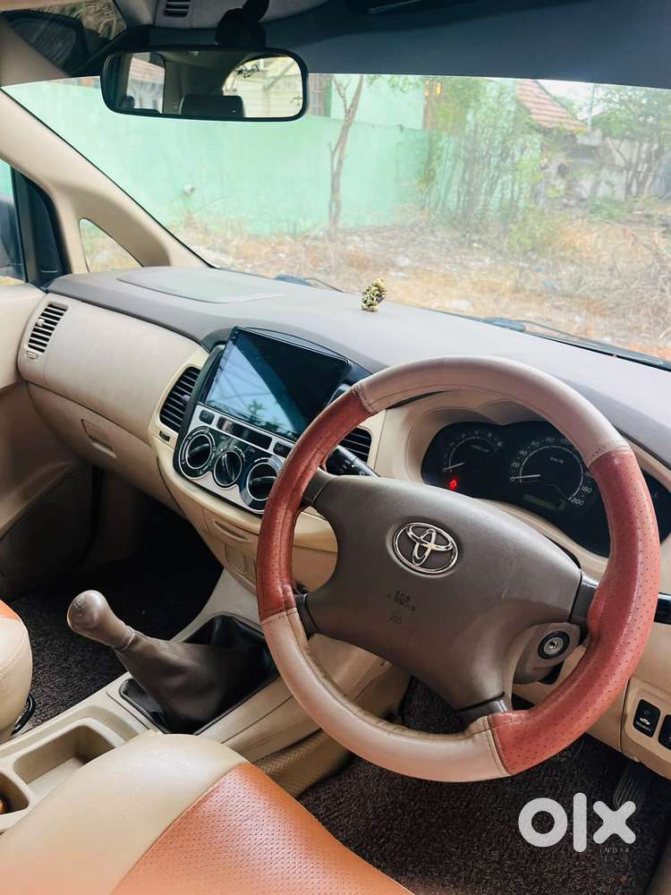 Toyota Innova 2.5 V 7 Str, 2009, Diesel
