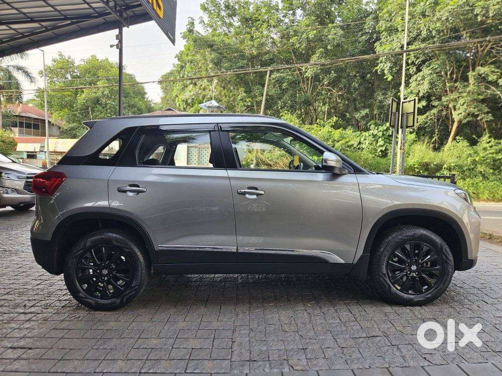 Maruti Suzuki Brezza 1.5 Zxi Smart Hybrid, 2020, Petrol