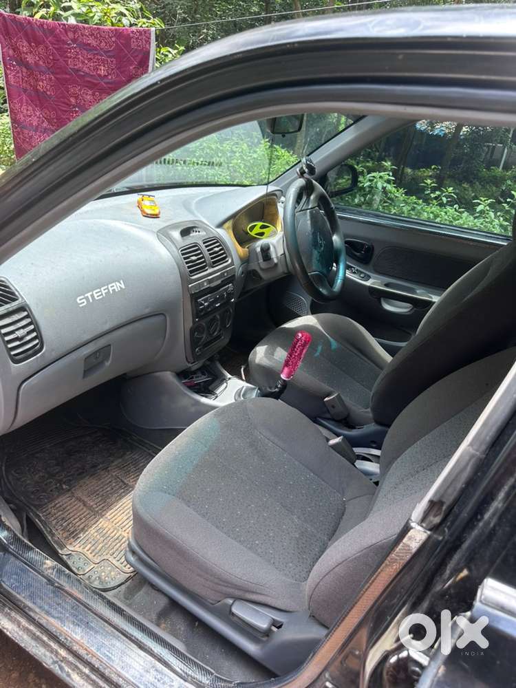 Hyundai Accent Petrol 2001