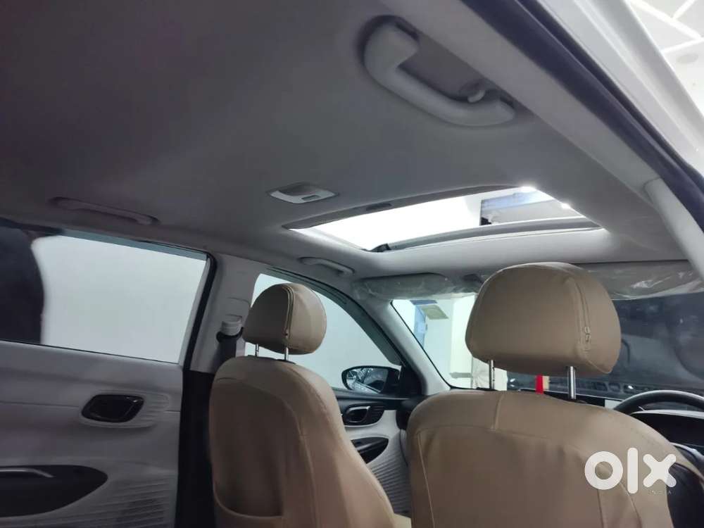 Hyundai I20 Asta (o) 1.2 Mt, 2023, Petrol
