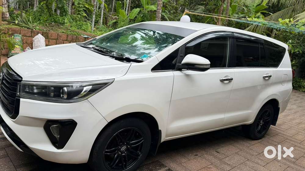 Toyota Innova Crysta 2016 Diesel Automatic