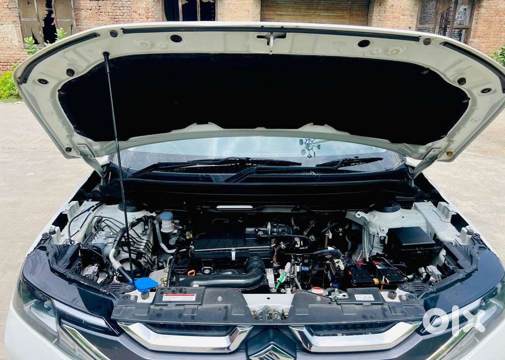 Maruti Suzuki Brezza 1.5 Vxi Smart Hybrid, 2023, Petrol