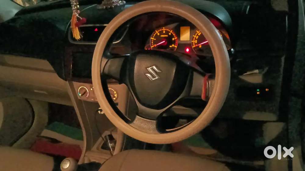 Urgent!! Maruti Suzuki Swift Dzire 2016 Diesel Well Maintained