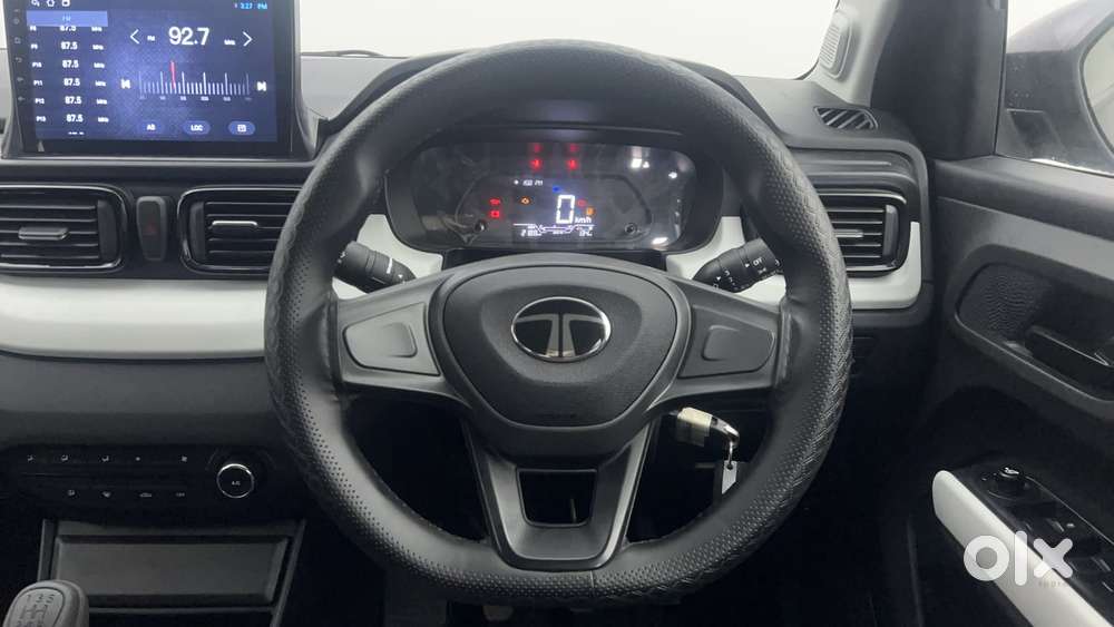 Tata Punch Pure, 2025, Petrol