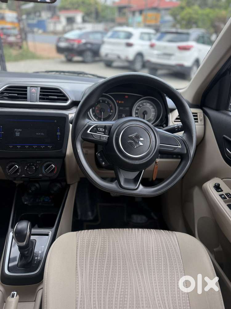 Maruti Suzuki Dzire Vxi Ags, 2022, Petrol