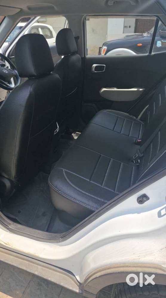 Hyundai Venue S 1.2 Petrol, 2023, Petrol