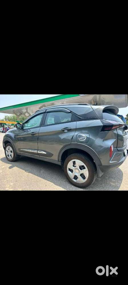 Tata Nexon Pure 1.2 Revotron Petrol 6 Mt, 2024, Petrol