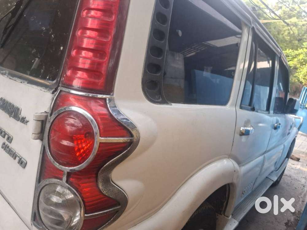 Mahindra Scorpio 2009-2014 Vlx 2wd Abs At Bsiii, 2011, Diesel