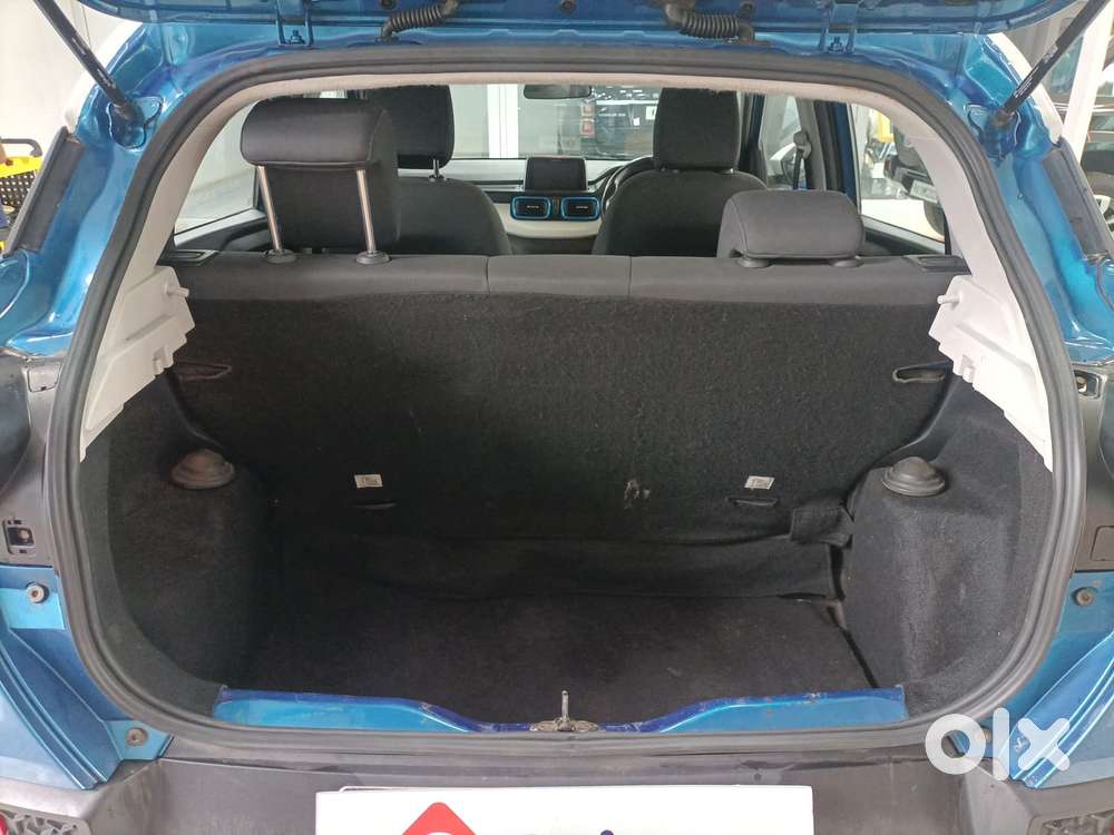 Tata Punch 1.2 Revotron Creative Dual Tone, 2022, Petrol