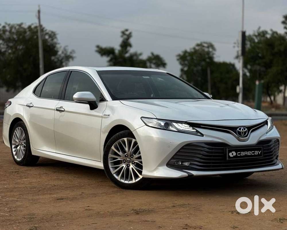 Toyota Camry Hybrid, 2019, Petrol