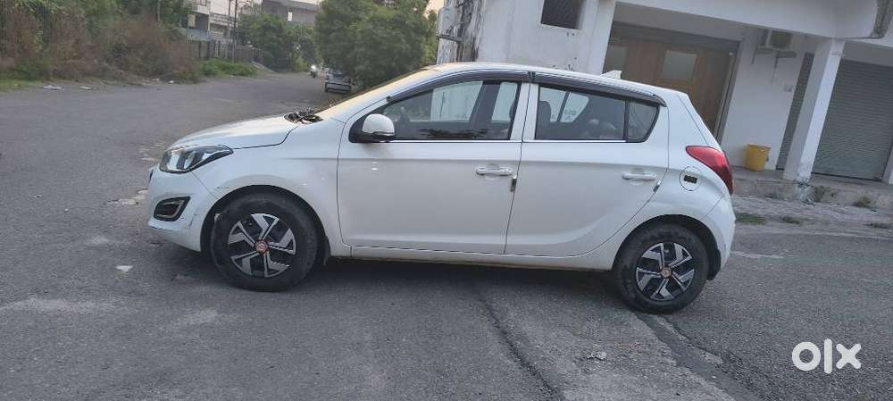 Hyundai I20 Magna 1.2 Vtvt, 2013, Petrol