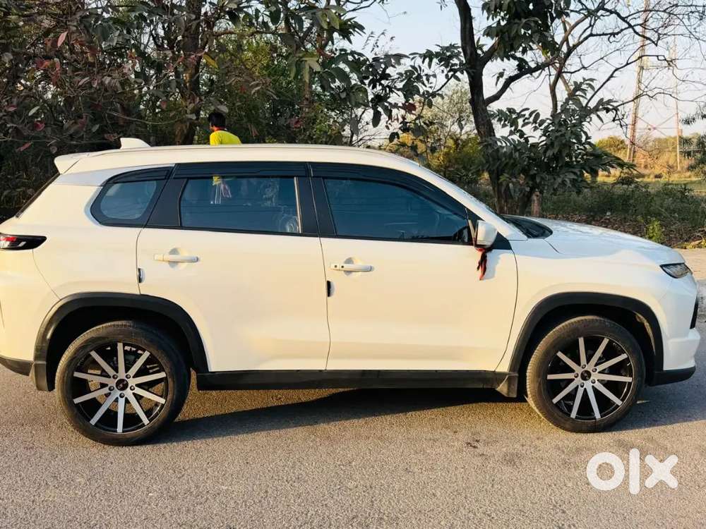 Grand Vitara Automatic With Alloys White Light Full Loading Car