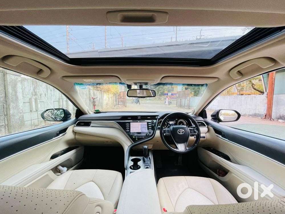 Toyota Camry Hybrid, 2020, Petrol
