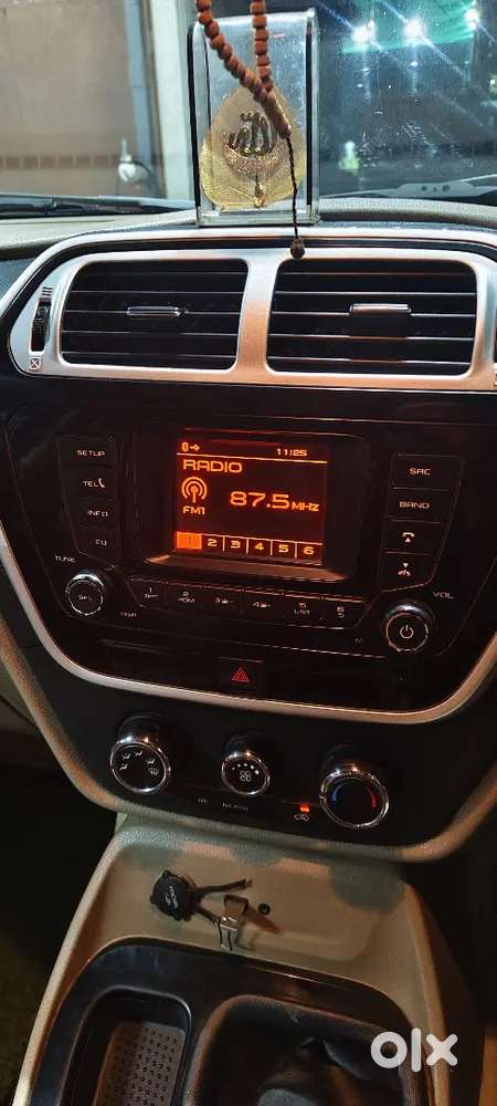 Mahindra Tuv 300 2017 Diesel 274900 Km Driven