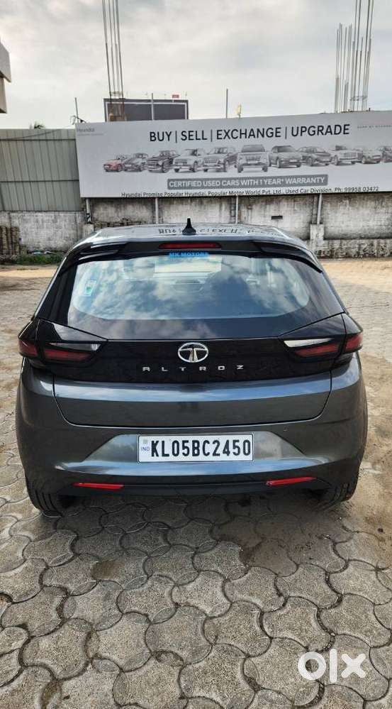 Tata Altroz Xm (s) Petrol, 2023, Petrol