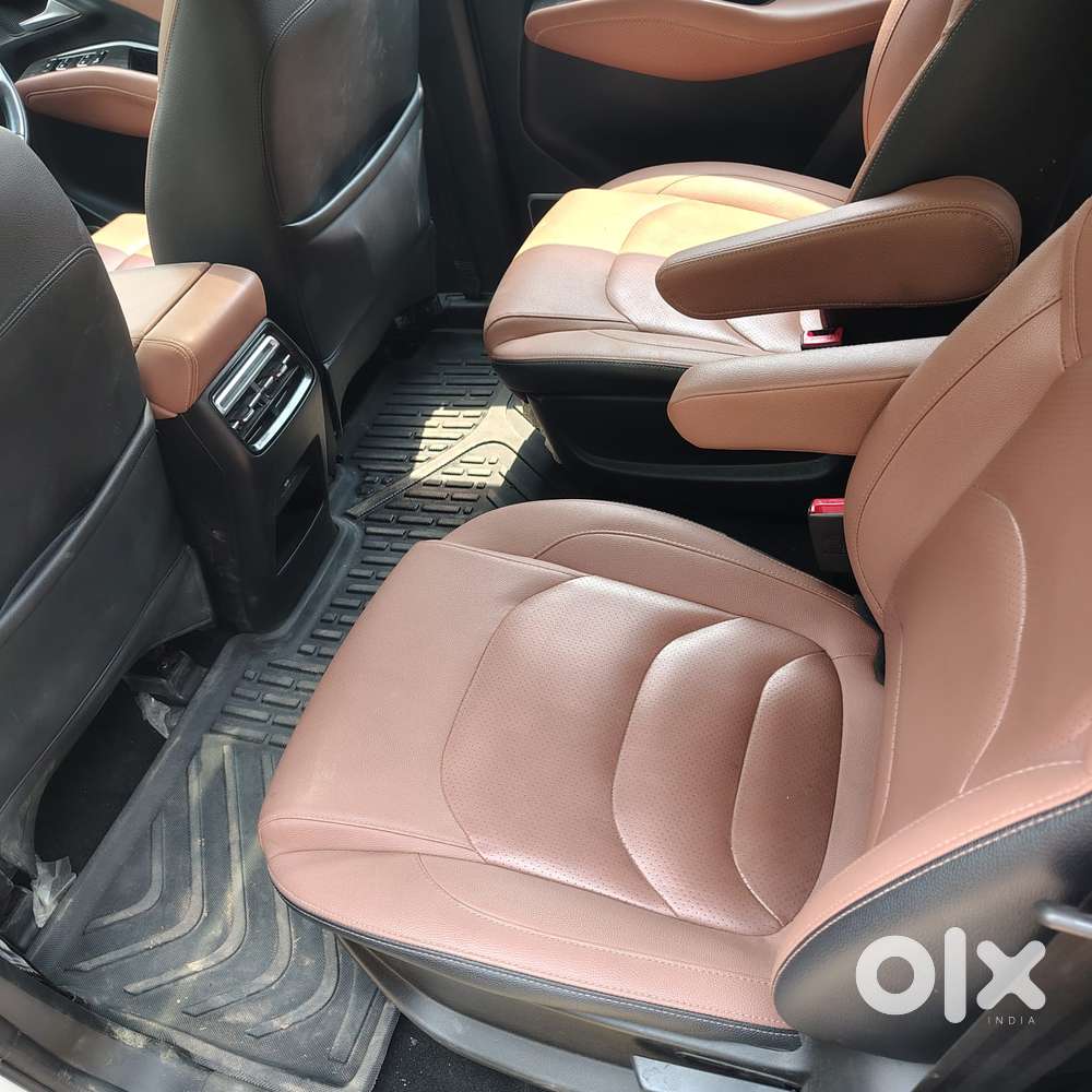 Mg Hector Plus Sharp Hybrid Petrol, 2023, Petrol