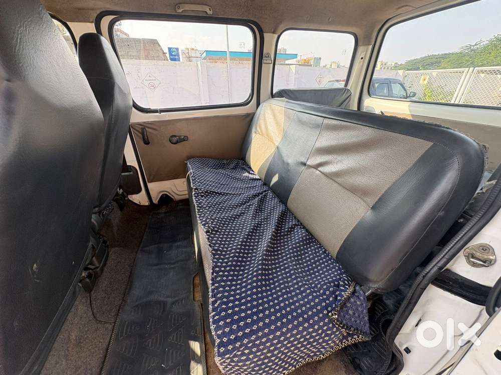 Maruti Suzuki Eeco 7 Seater Standard, 2016, Petrol