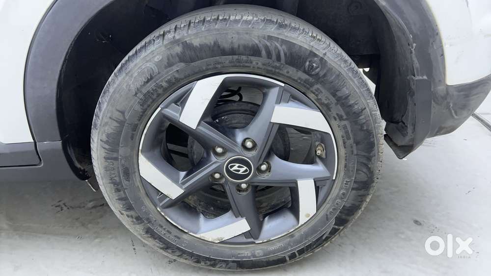 Hyundai Venue 1.0 Sx (o) Turbo Imt, 2022, Petrol