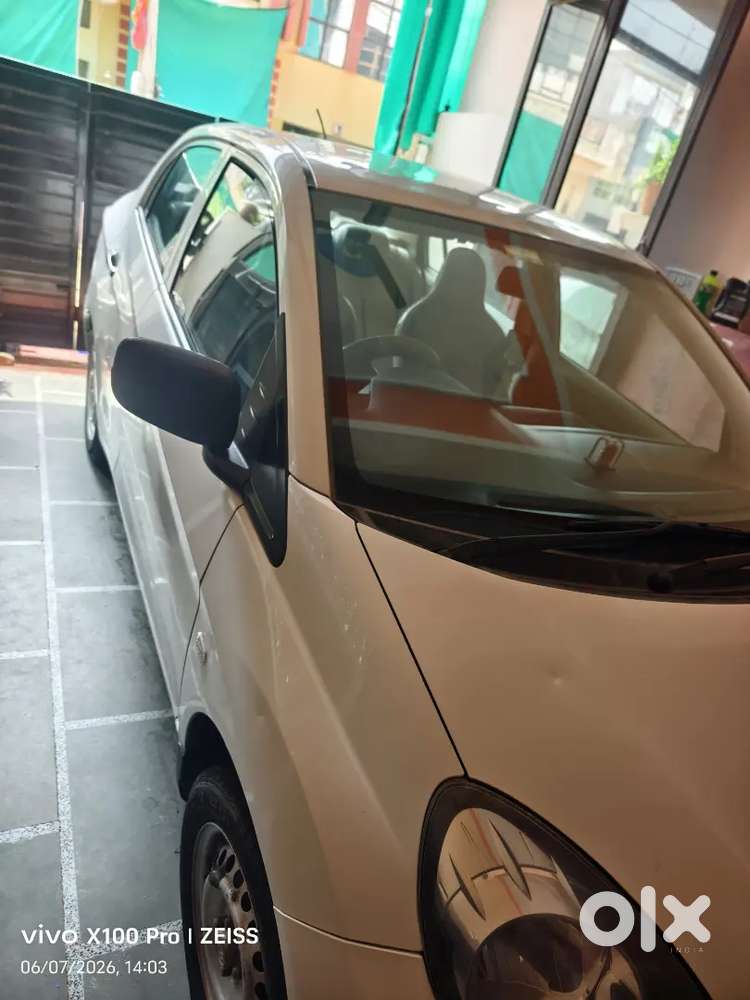 Honda Amaze Showroom Condition