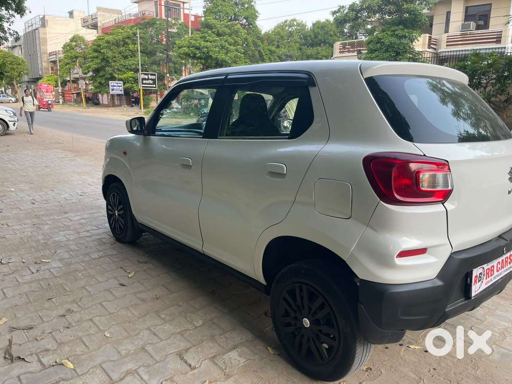 Maruti Suzuki S-presso Vxi Plus, 2022, Petrol