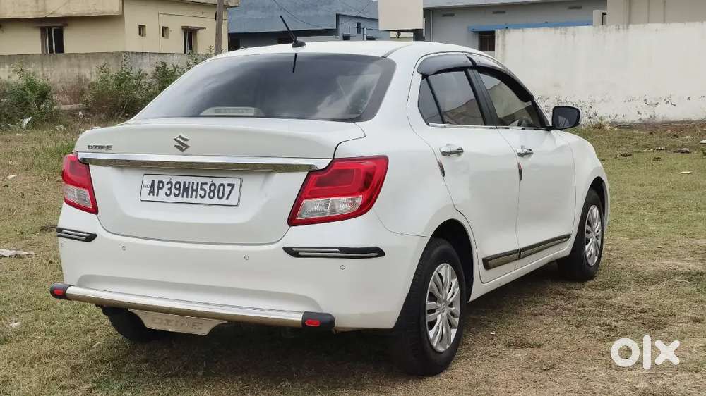 Maruti Suzuki Dzire 2022 Petrol 47000 Km Driven