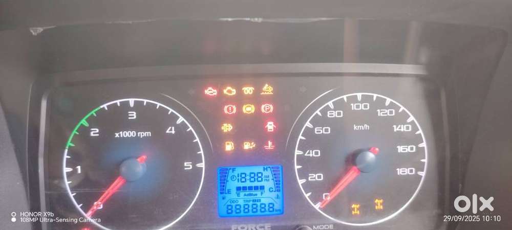 Force Motors Trax Cruiser 2023 Diesel Well Maintained