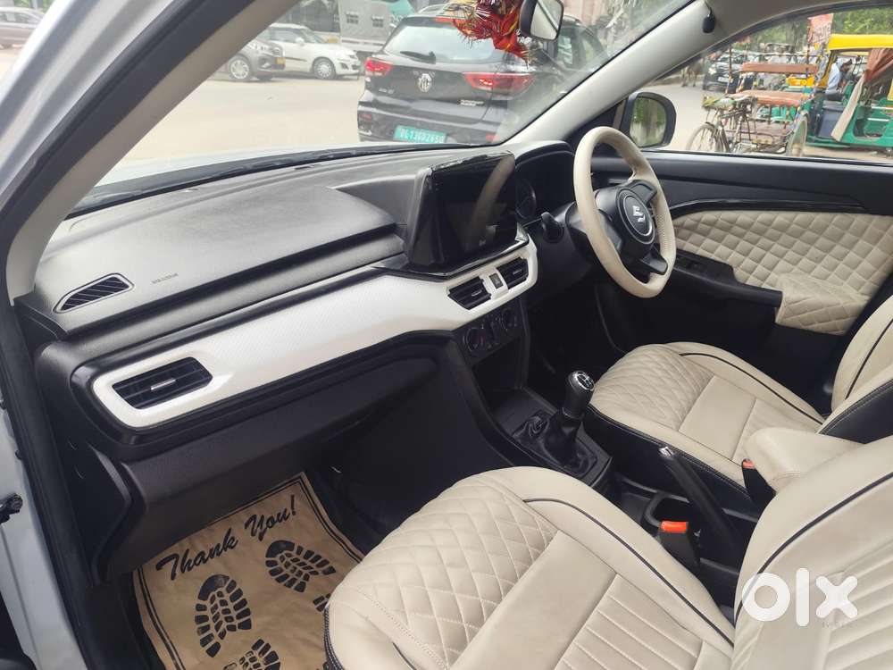 Maruti Suzuki Brezza 1.5 Lxi Smart Hybrid, 2024, Petrol