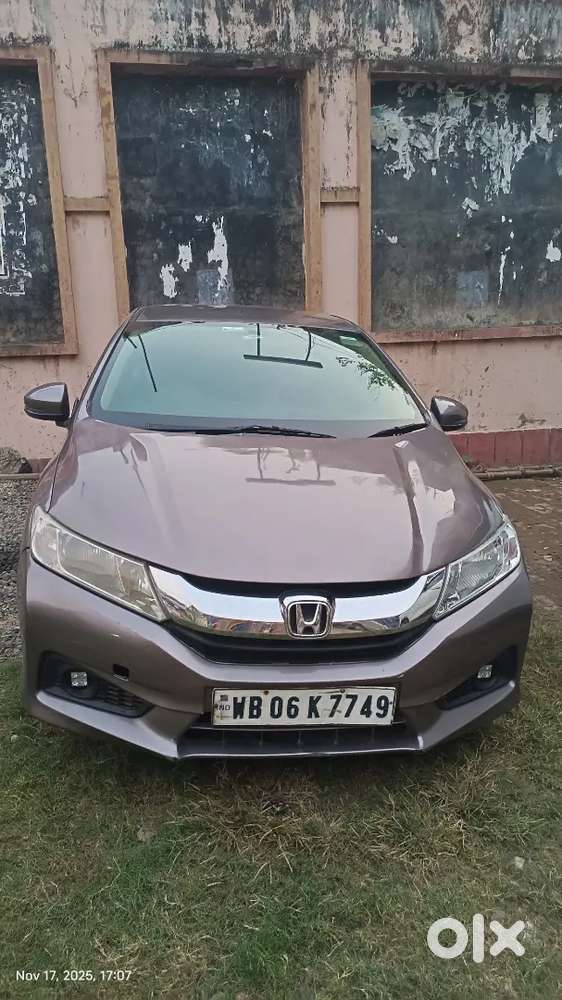 Honda City I Vtec 2015 Car Shoroom Condition Mein