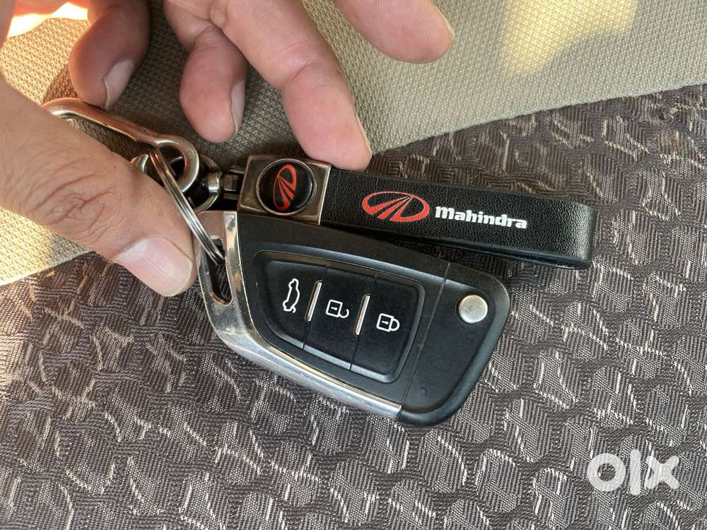Mahindra Tuv 300 T8, 2015, Diesel