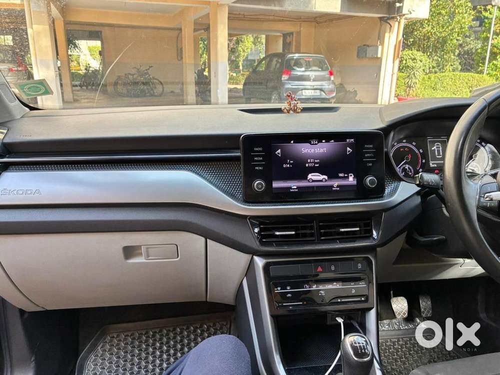 2023 Skoda Manual Petrol, 34500 Km Driven