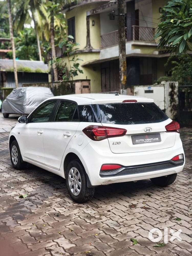Hyundai I20 Magna 1.2 Mt, 2018, Petrol