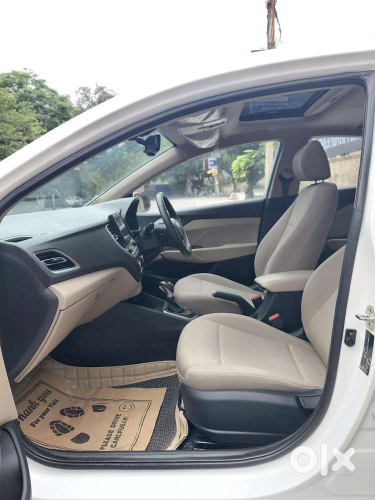 Hyundai Verna Sx 1.5 Petrol Ivt, 2023, Petrol