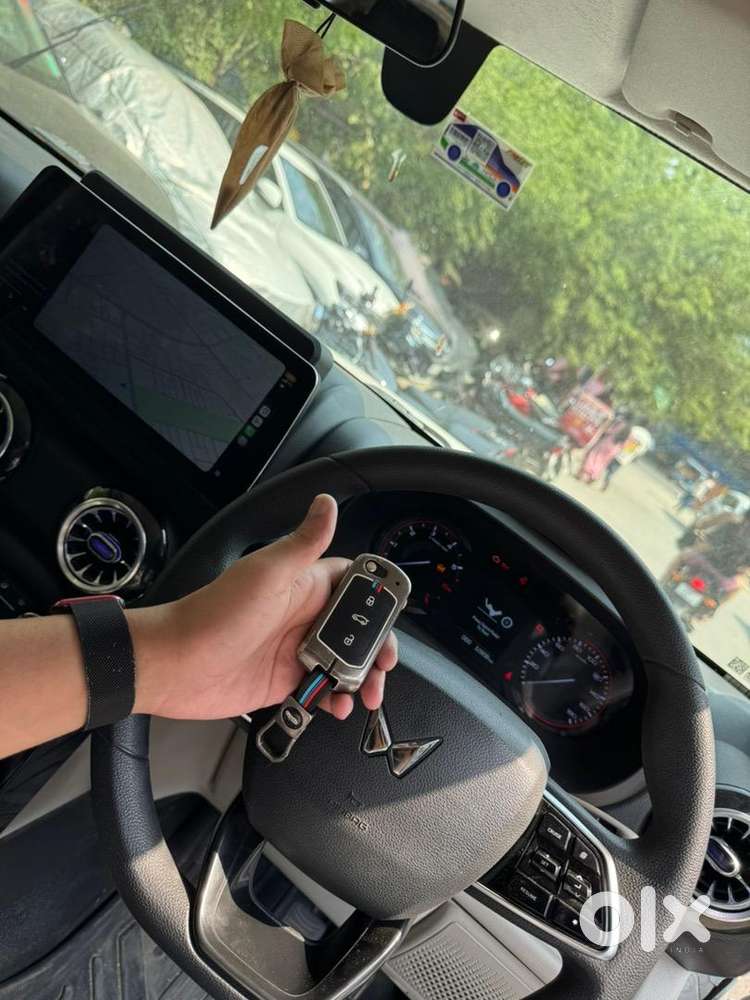 Mahindra Car With 2025 Manual Petrol Transmission