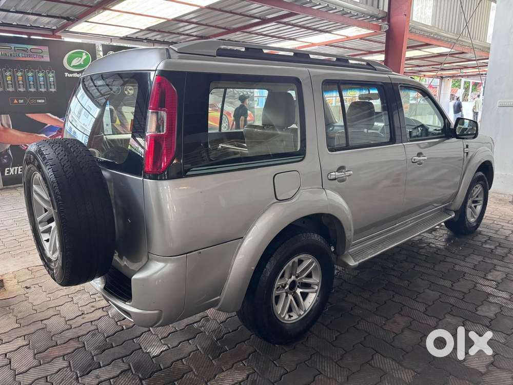 Ford Endeavour Diesel 2012