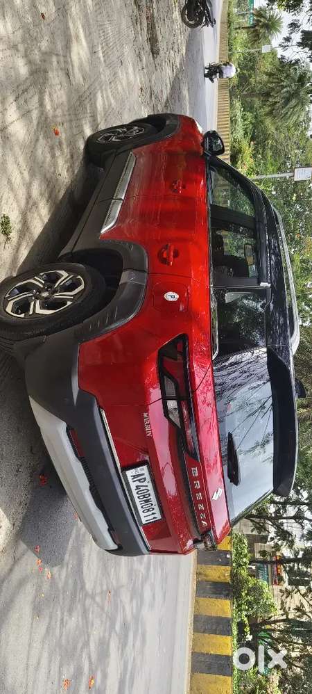 Maruti Suzuki Brezza 2023 Petrol 25000 Km Driven