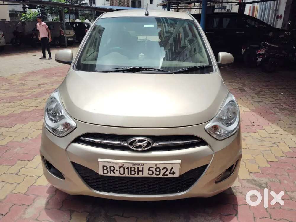 Hyundai I10 Sportz Petrol 2012 Well-maintained.