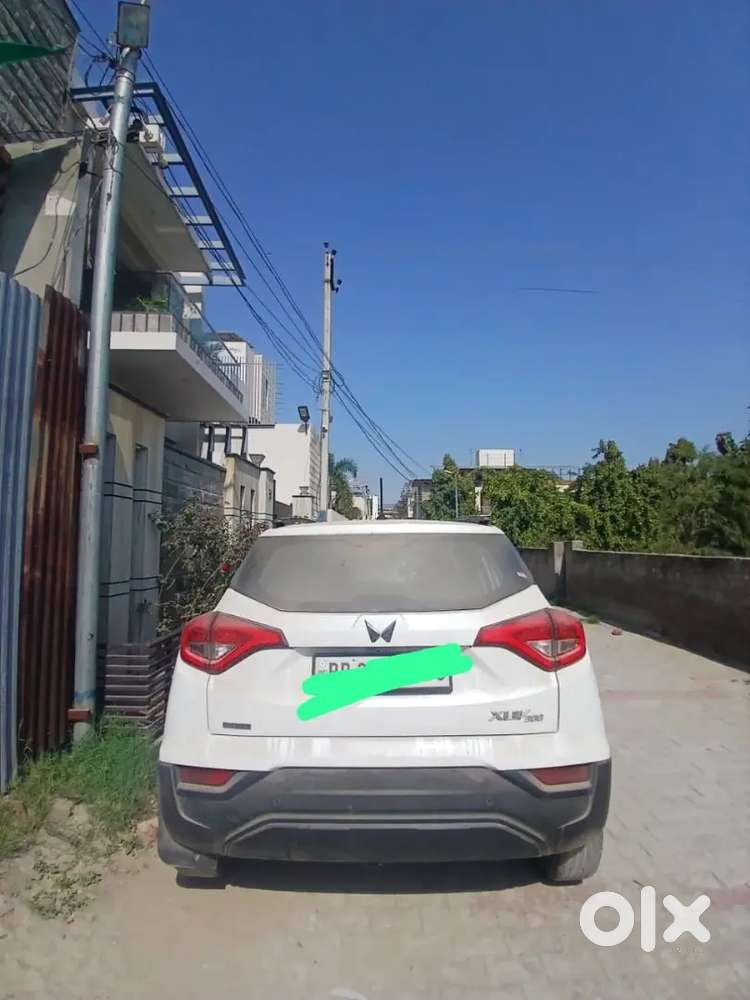 Mahindra Xuv300 2024 Diesel 35000 Km Driven